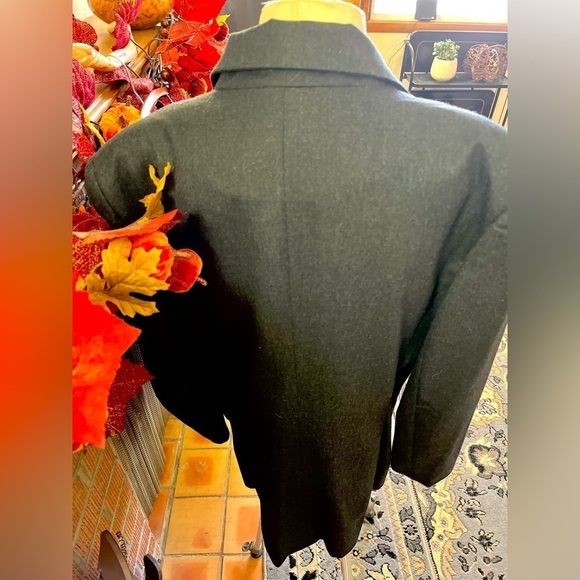 VINTAGE SAX FIFTH AVENUE SHORTS AND JACKET SET - Picture 9 of 11